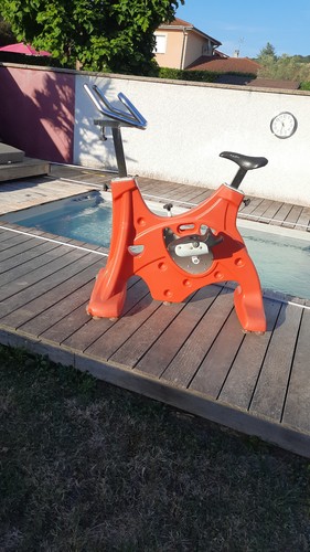 Aquabike type hexa - type, hexa-bike