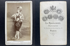 Reutlinger, Paris, actrice et son violon à identifier Vintage cdv albumen print.