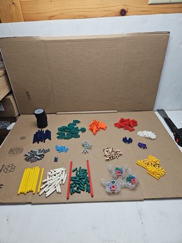 Mixed lot nex - of, knex