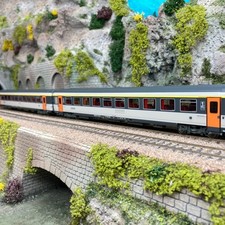 2 voitures Corail PLC A10rtu