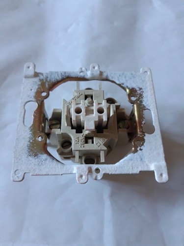 Interrupteur legrand diplomat - interrupteur,