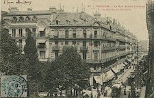 CPA 31 - Toulouse - la rue Alsace-Lorraine et le Square du Capitole