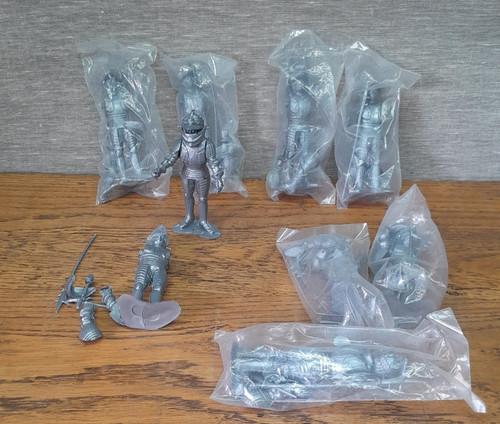 Figurine henri plastique - ii,