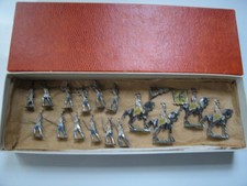 Petit lot 13 fantassins & 4