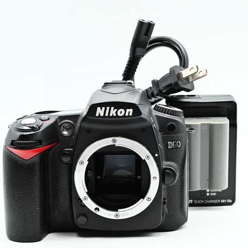 Nikon d90 12mp dslr - nikon,