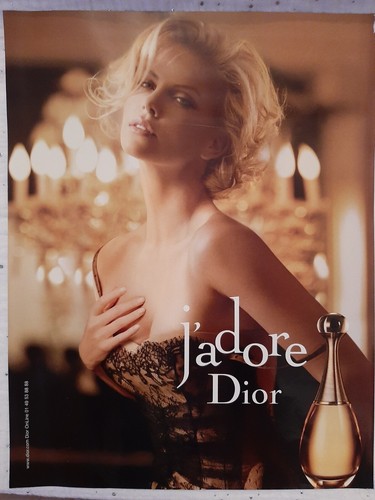 Publicité papier parfum - publicité,