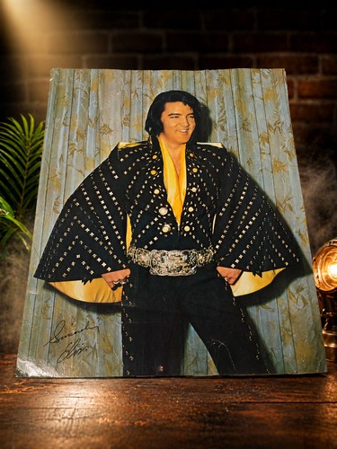 Vintage 1960s elvis presley - 1960s,