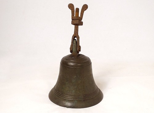 Cloche propriété bronze - propriété,