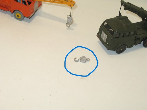 R161b dinky toys - toys, crochet