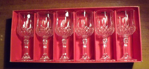 Série verres à vin - à,