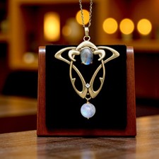 Collier Pendentif Doré Vieilli Ovale Labradorite Gris Perle Pierre de Lune SB22