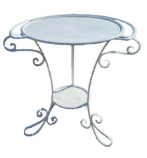 ANCIEN GUERIDON EN FER FORGE / TABLE DE JARDIN / 72 CMS DE DIAMETRE 