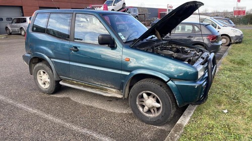 Pare soleil droit nissan - pare,