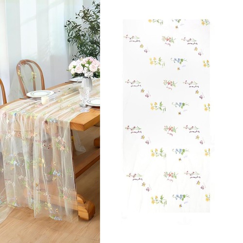 Table brodée fleurs sauvages
