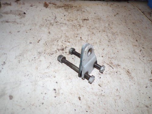 Patte moteur avant peugeot - patte,