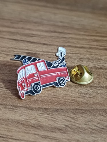 Pins pin badge - (b10),