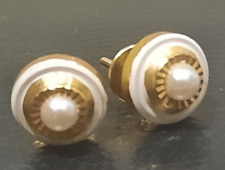 PAIRE BOUCLES D'OREILLE EN METAL DORE ET PERLE VINTAGE ANCIENNE