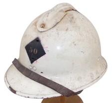 Casque Adrian modèle 1926 peint en blanc, ex croix rouge français WW2 26 1940 40