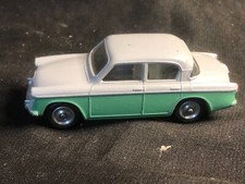 DINKY TOYS SINGER GAZELLE N°