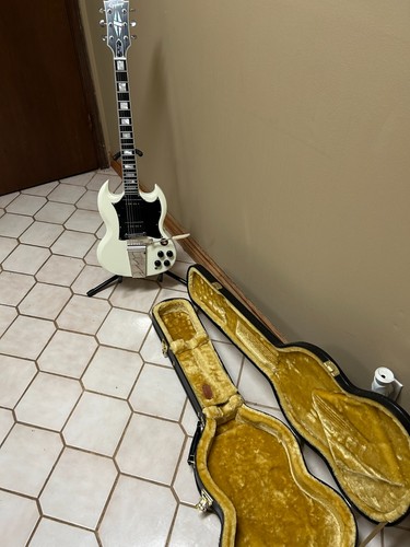 Epiphone inspired gibson - epiphone, by
