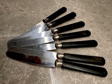 Lot vintage de 7 couteaux à