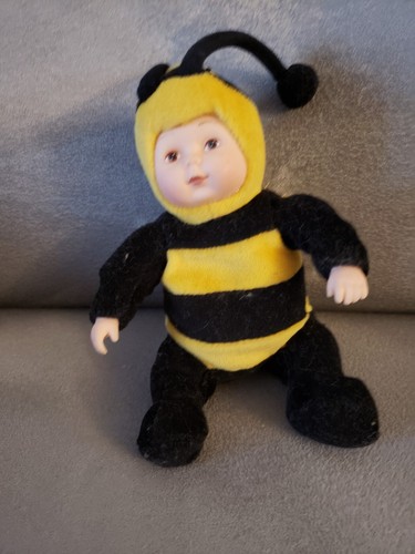 Poupée peluche bébé - , abeille