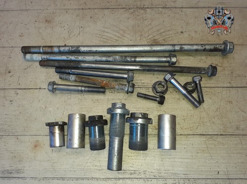 Kit fixation moteur suzuki 650 - moteur,