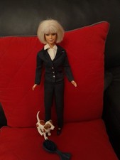 VINTAGE COLLECTOR BARBIE PILOTE D'AVION 1991 AVEC BROSSE ET PETIT CHIEN