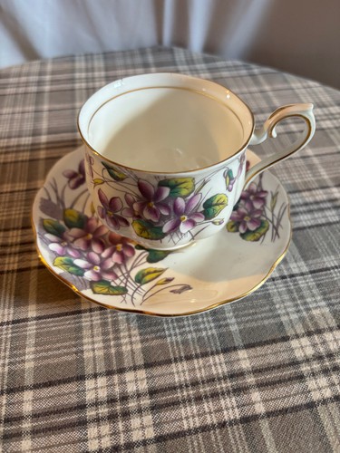 Royal albert ancienne tasse - albert,
