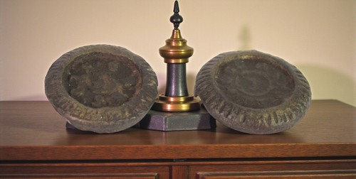 Deux anciennes balances - anciennes,