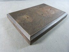 Ancien socle en Regule pour