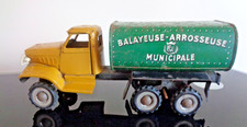 Rare camion tole balayeuse