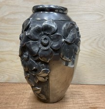 Très Joli Vase En Étain