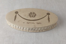 Ancienne boite en papier