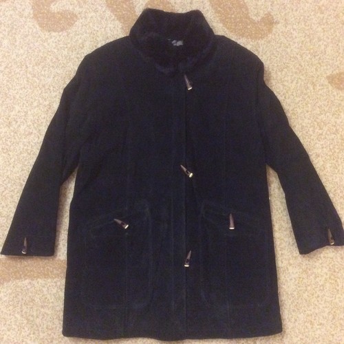 Nwt women winter genuine - nwt,
