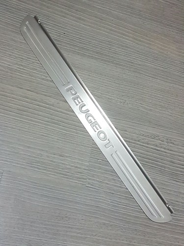 Peugeot 407 seuil portière
