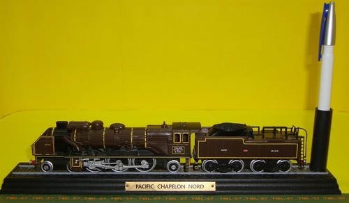 Locomotive porte crayon - locomotive,
