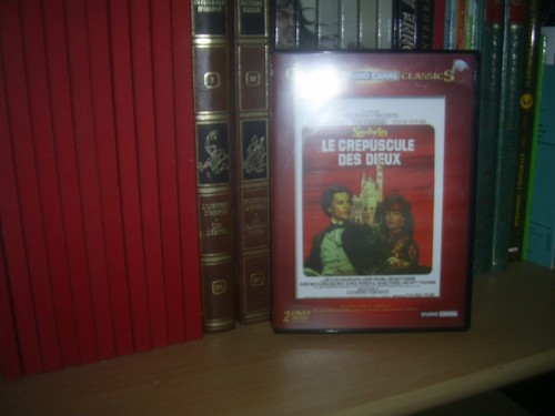 Crepuscule des dieux avec - des,