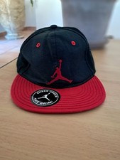 Casquette Jordan Jumpman Noire et Rouge Snapback Classique Logo Brodé Taille R