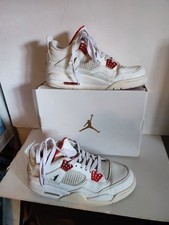 CHAUSSURE BASKET NÏKE WMNS AIR JORDAN 4 RETRO RED METTALIC TAILLE 41  + BOITE