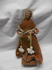 Santon de Provence en terre cuite 26,5 cm, Yolande, femme avec dentelles (BR29)