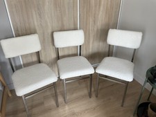Chaises Bouclette