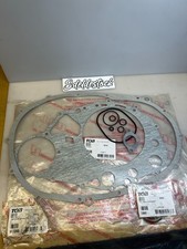 1 pochette joints incomplete