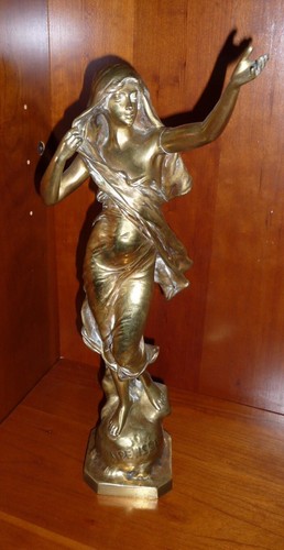 Statue bronze la - statue, en