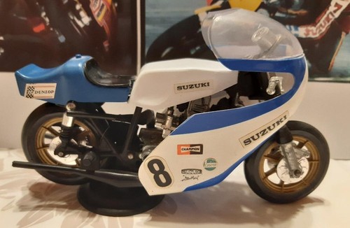 Modele reduit moto - moto, au