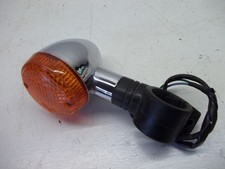 clignotant avant droit de