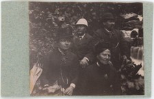 CDV 1885. Groupe, ruisseau des