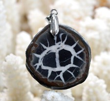 Septaria 72 carats - pendentif