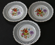 3 anciennes assiettes en