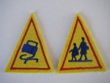 2 anciens écussons brodés